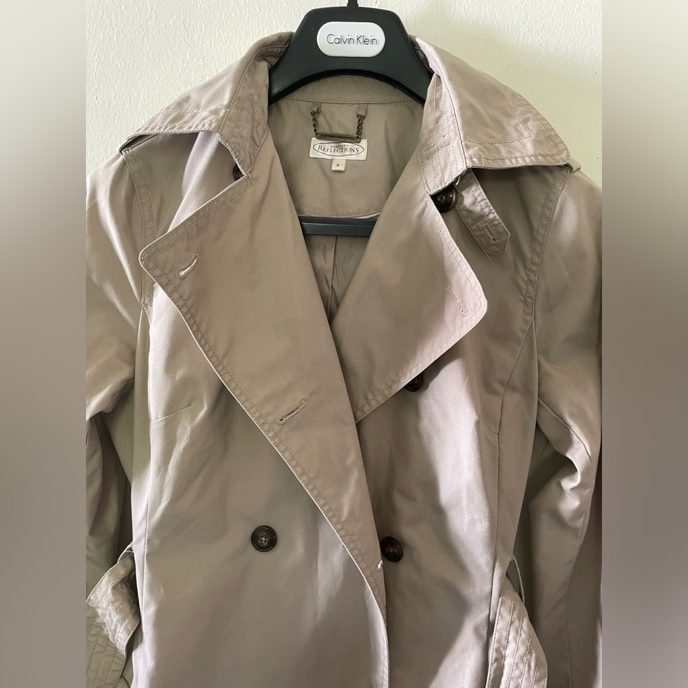 Reflections Northern Trench women Sz s running big like SzM